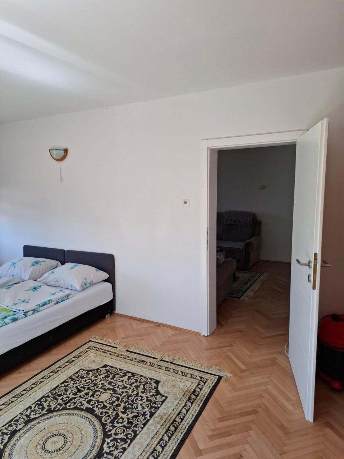 Apartman Mickey ซาราเยโว ภายนอก รูปภาพ